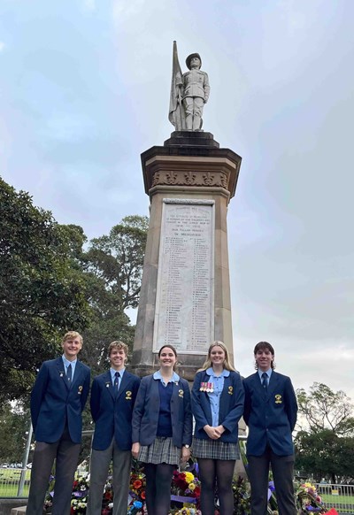 GALLERY: ANZAC COMMEMORATION Gallery Image 4