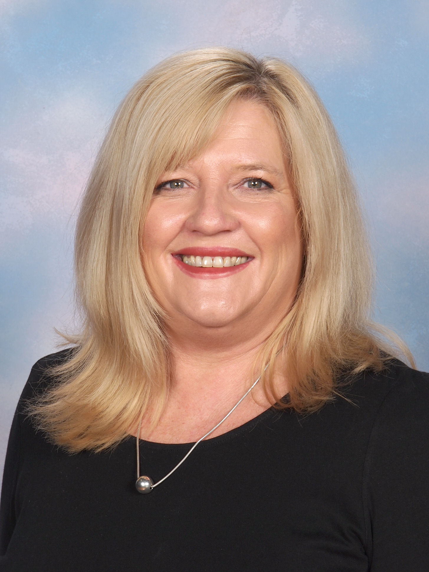 Kim Scully Staff Image